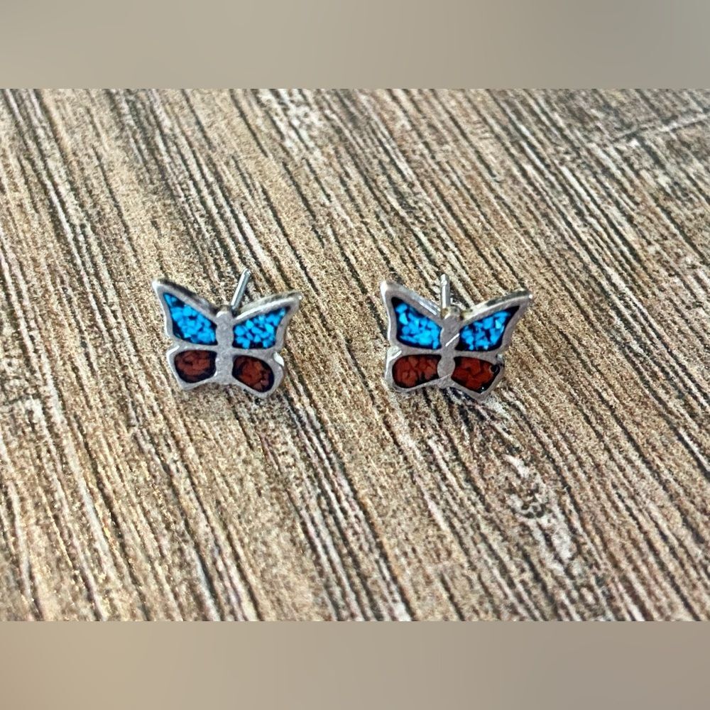 Vintage Southwestern style women’s metal butterfly teal and rust color earrings